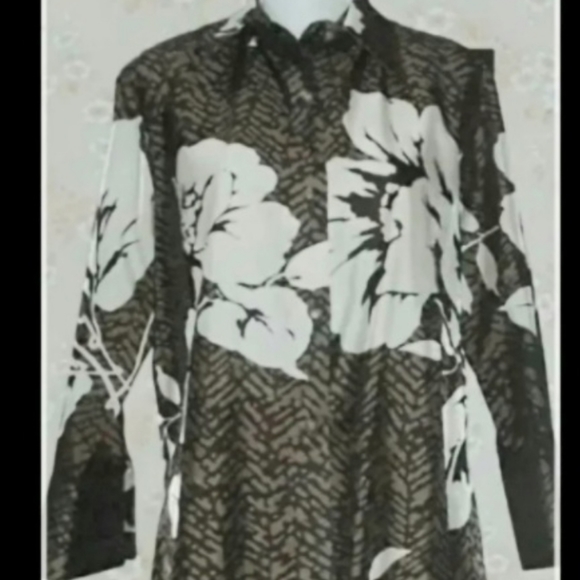 Linda Alan Tracy blouse - Picture 3 of 7